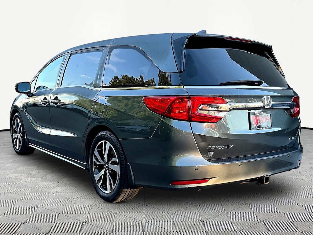 Used 2018 Honda Odyssey Elite Van