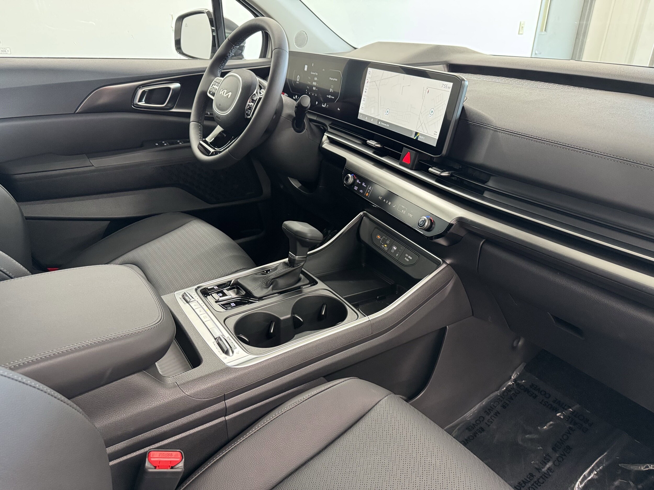 2026 Kia Carnival SX Prestige photo 4