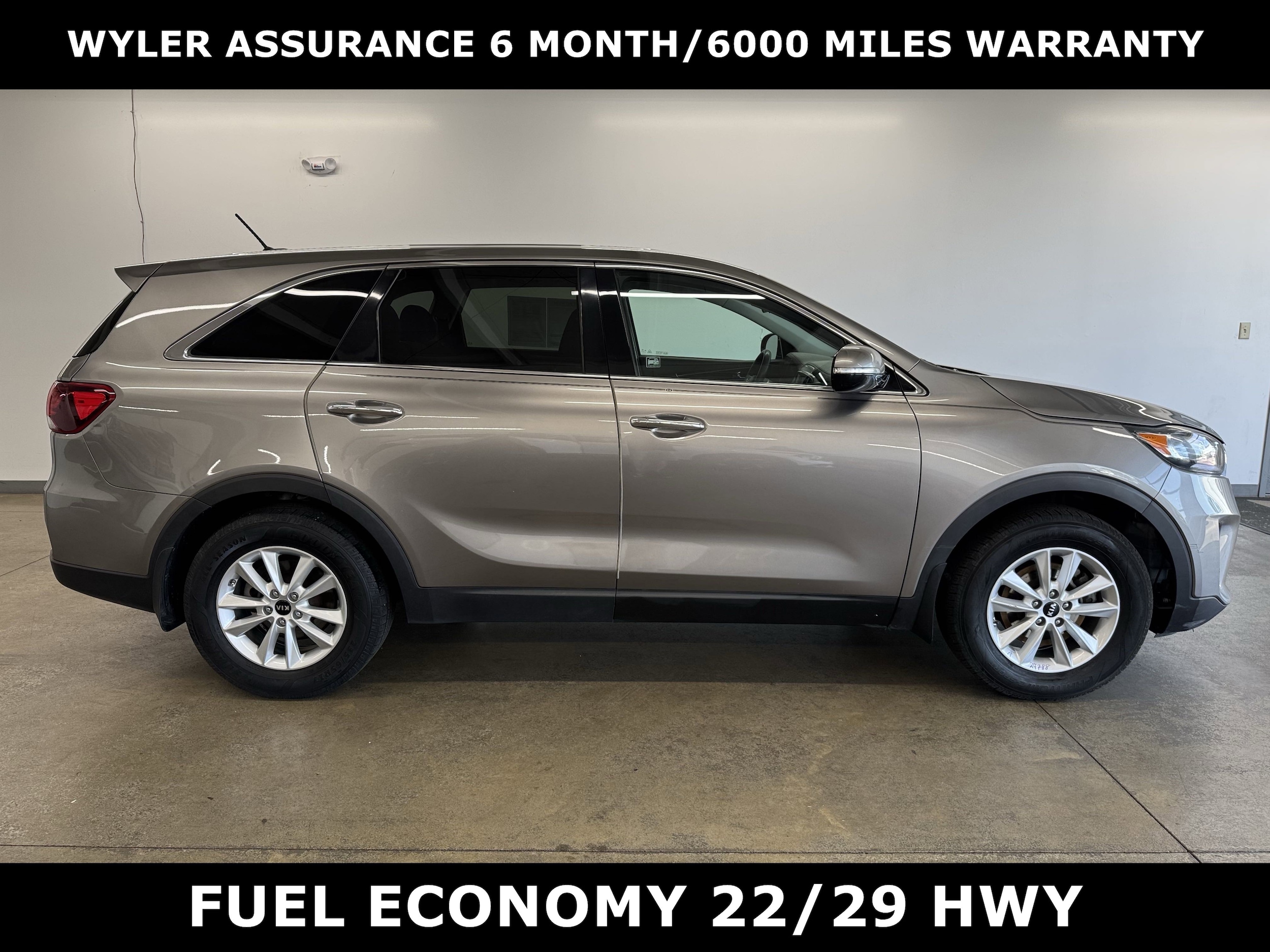 Used 2019 Kia Sorento LX with VIN 5XYPG4A33KG456193 for sale in Cincinnati, OH