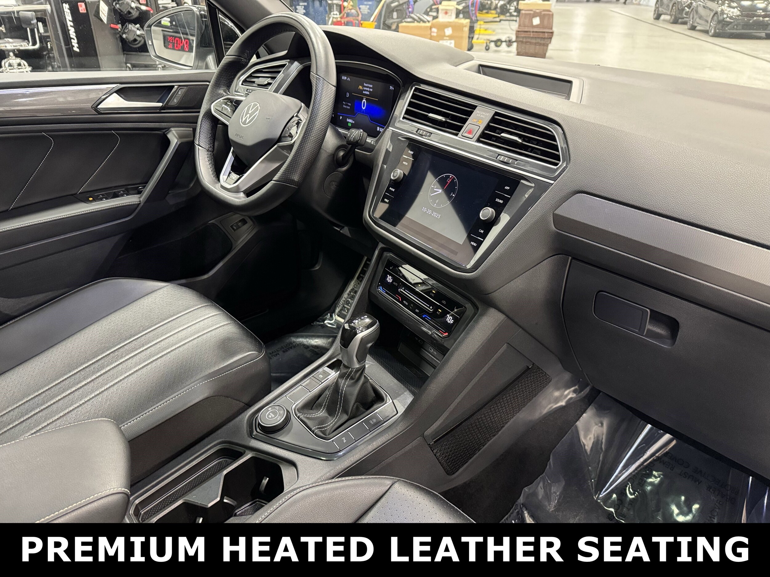 2022 Volkswagen Tiguan SE R-Line Black photo 3