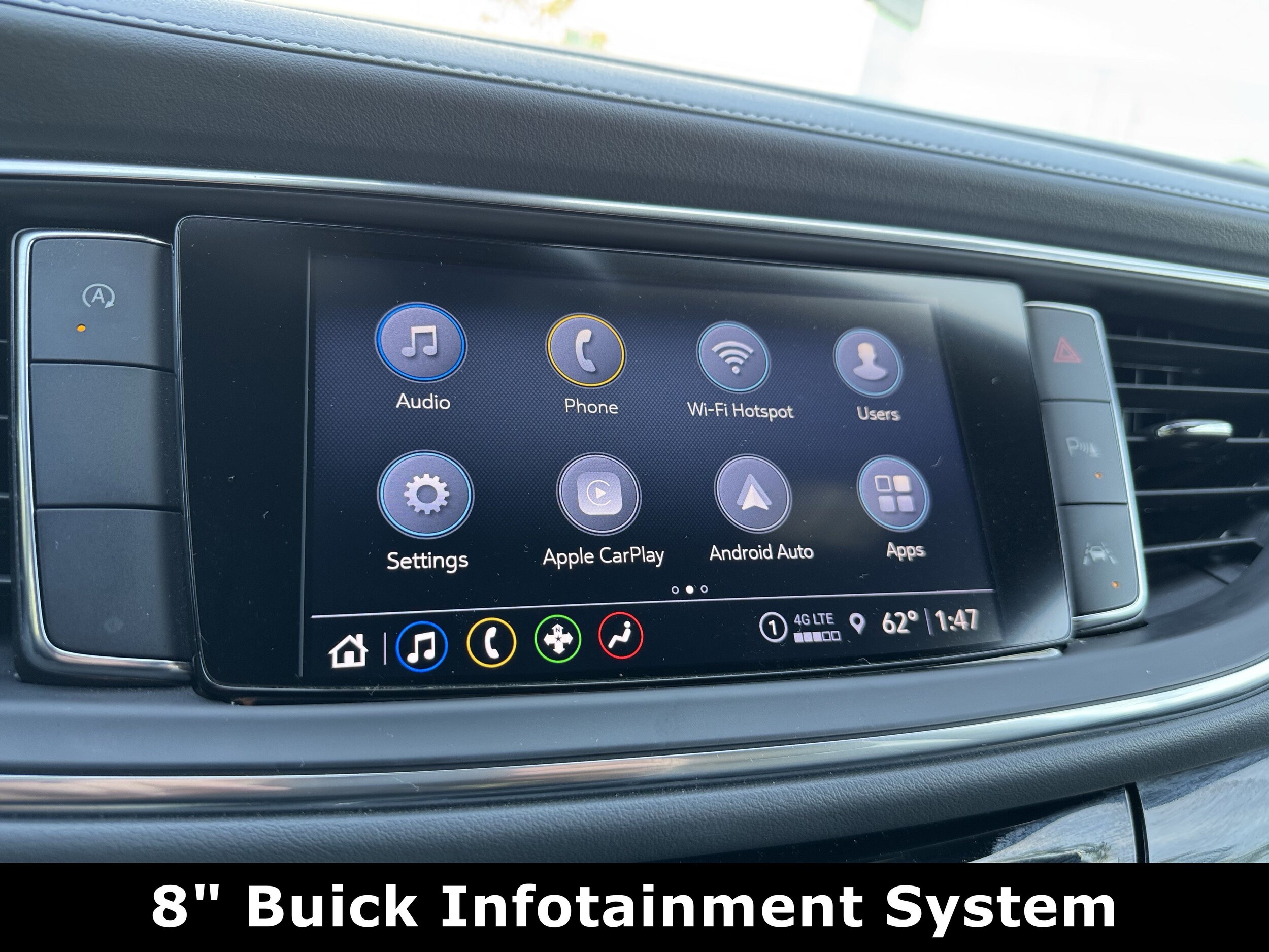 2023 Buick Enclave Essence photo 2