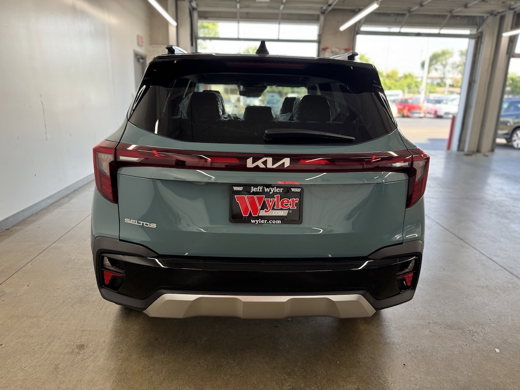 New 2026 Kia Seltos S SUV