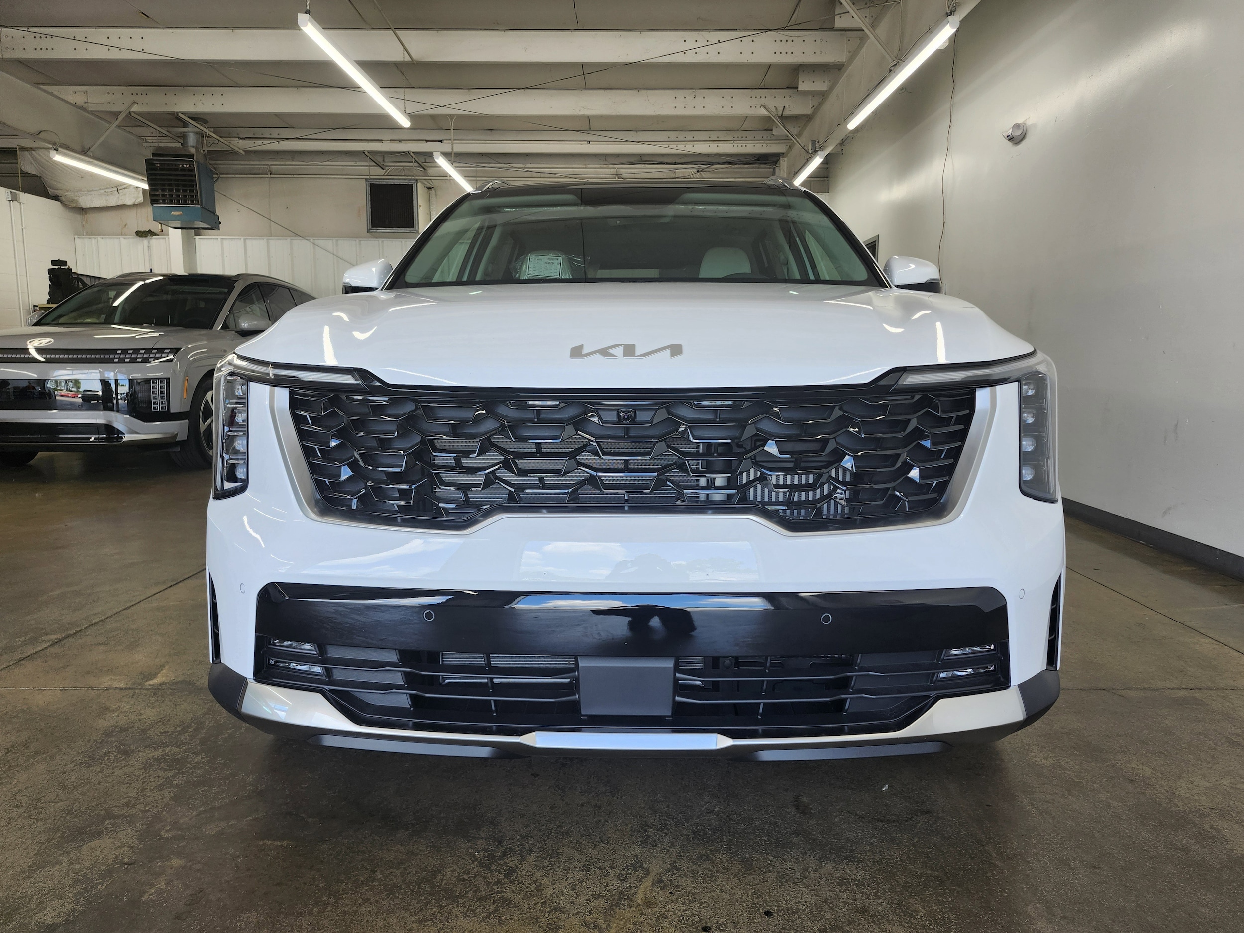 2025 Kia Sorento SX - Photo 8