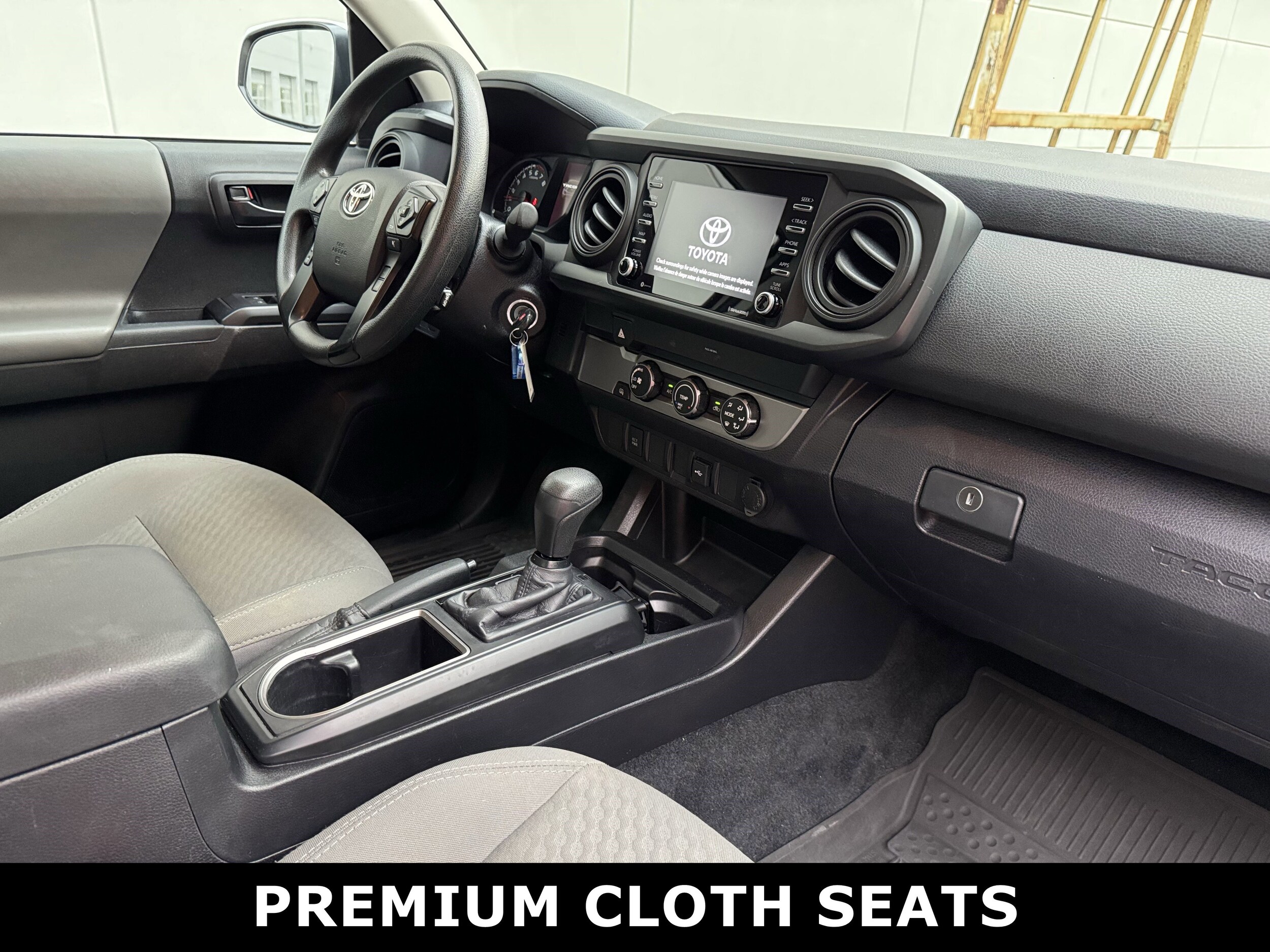 2021 Toyota Tacoma SR photo 4