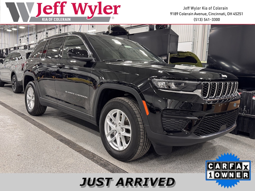 Used 2025 Jeep Grand Cherokee Laredo SUV