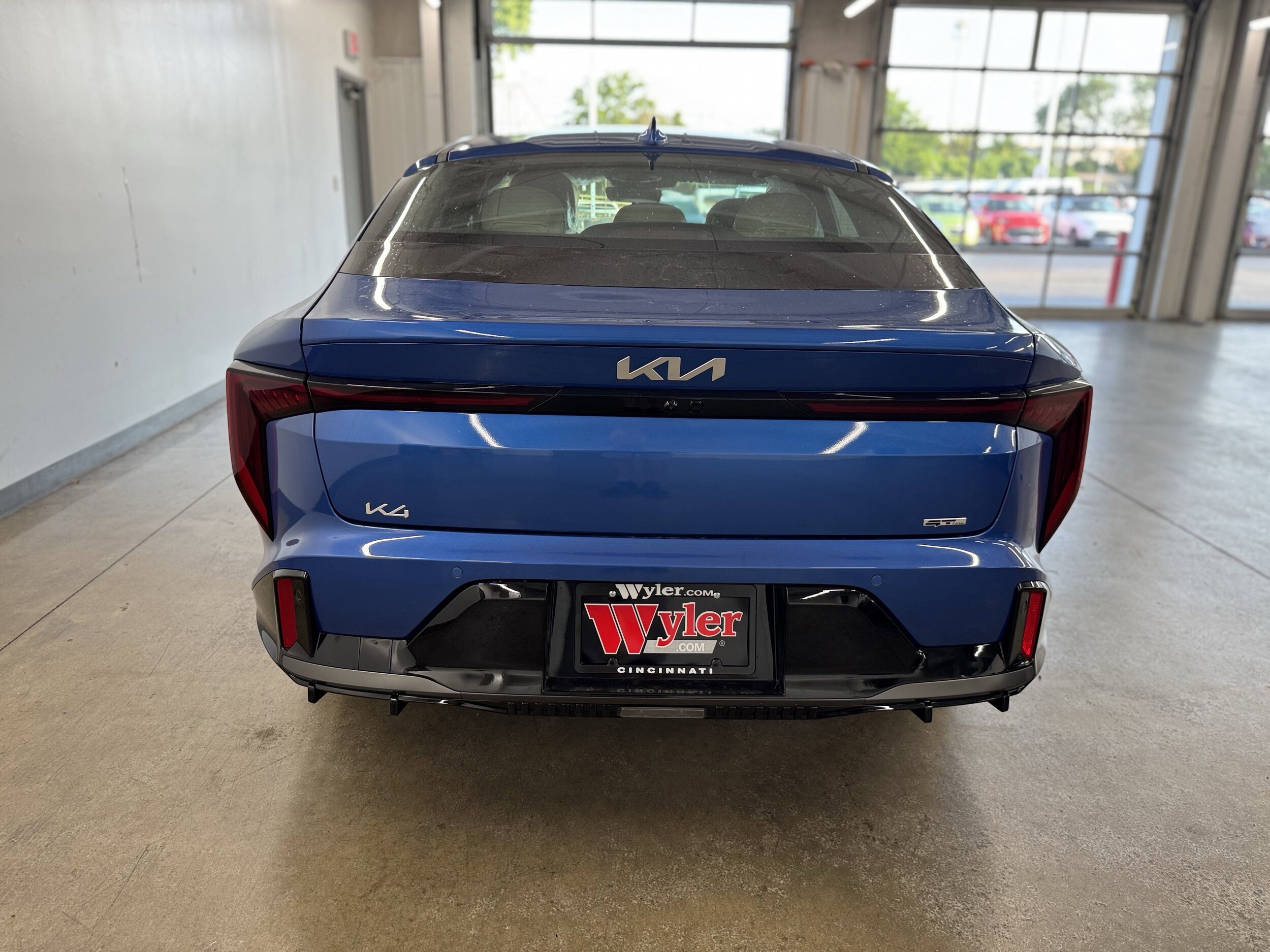 2025 Kia K4 GT-Line Turbo photo 4