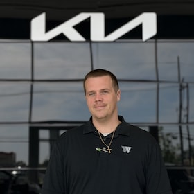Staff member Derrick Skinkle from ID_e095cee4b078
