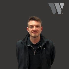 Staff member Christopher Mccoy from ID_e095cee4b078