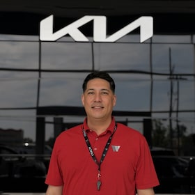 Staff member Rob Kellerman from ID_3c0bd260db18