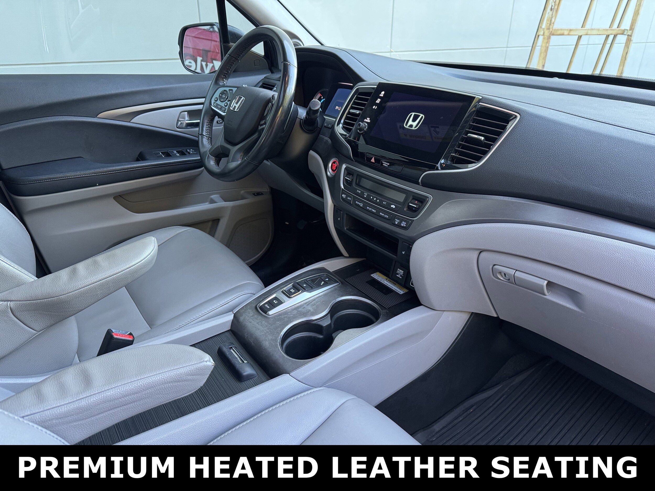 2021 Honda Pilot Special Edition photo 4