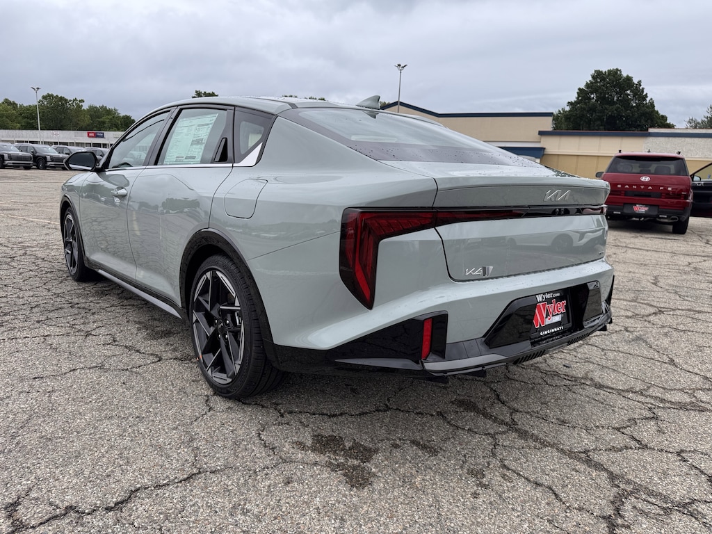 New 2026 Kia K4 GT-Line Sedan