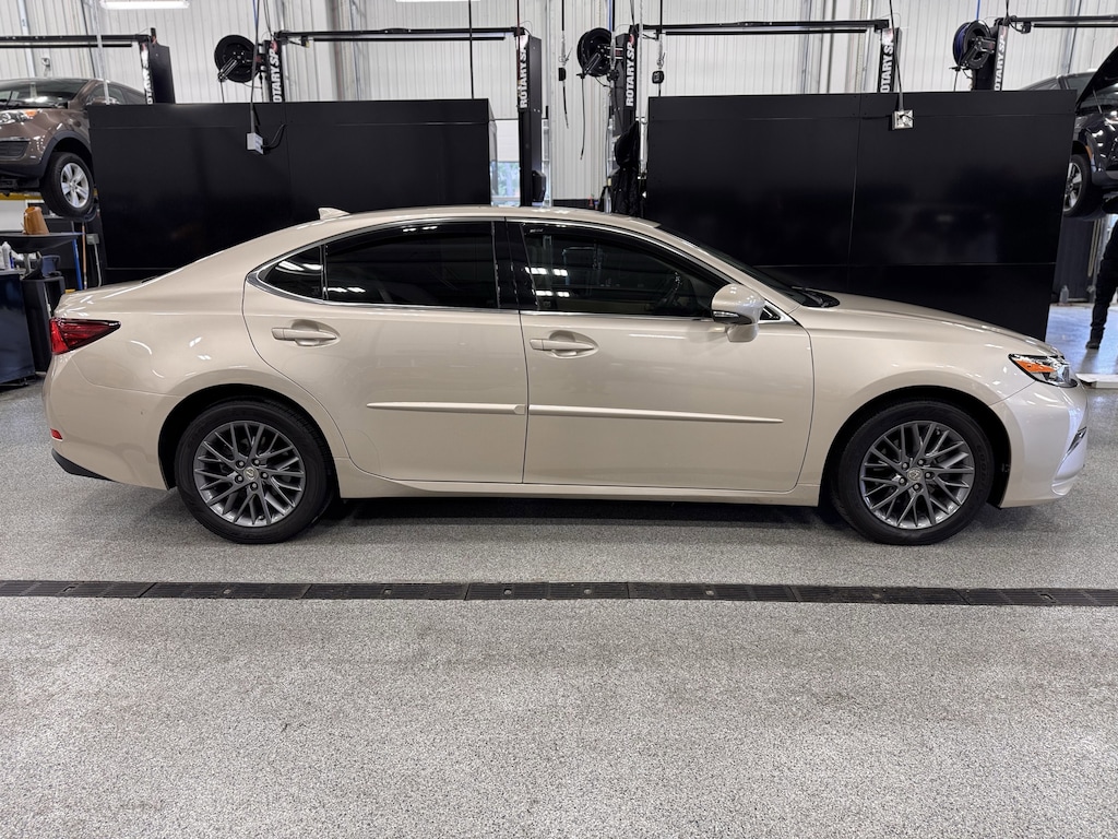 Used 2018 Lexus ES 350 Sedan