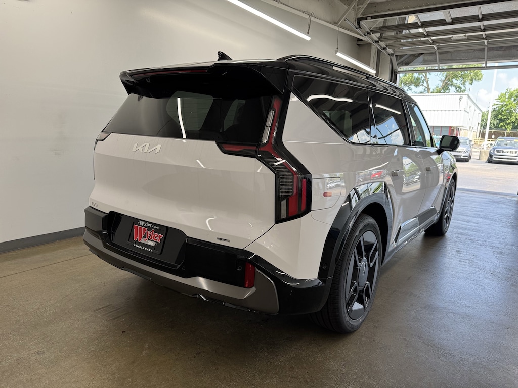 New 2026 Kia EV9 GT-Line SUV