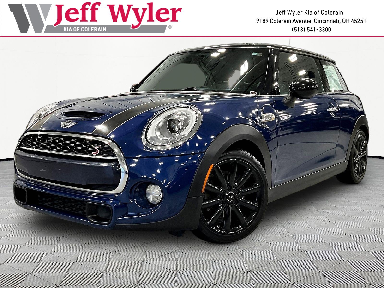 2016 MINI Cooper S's photo