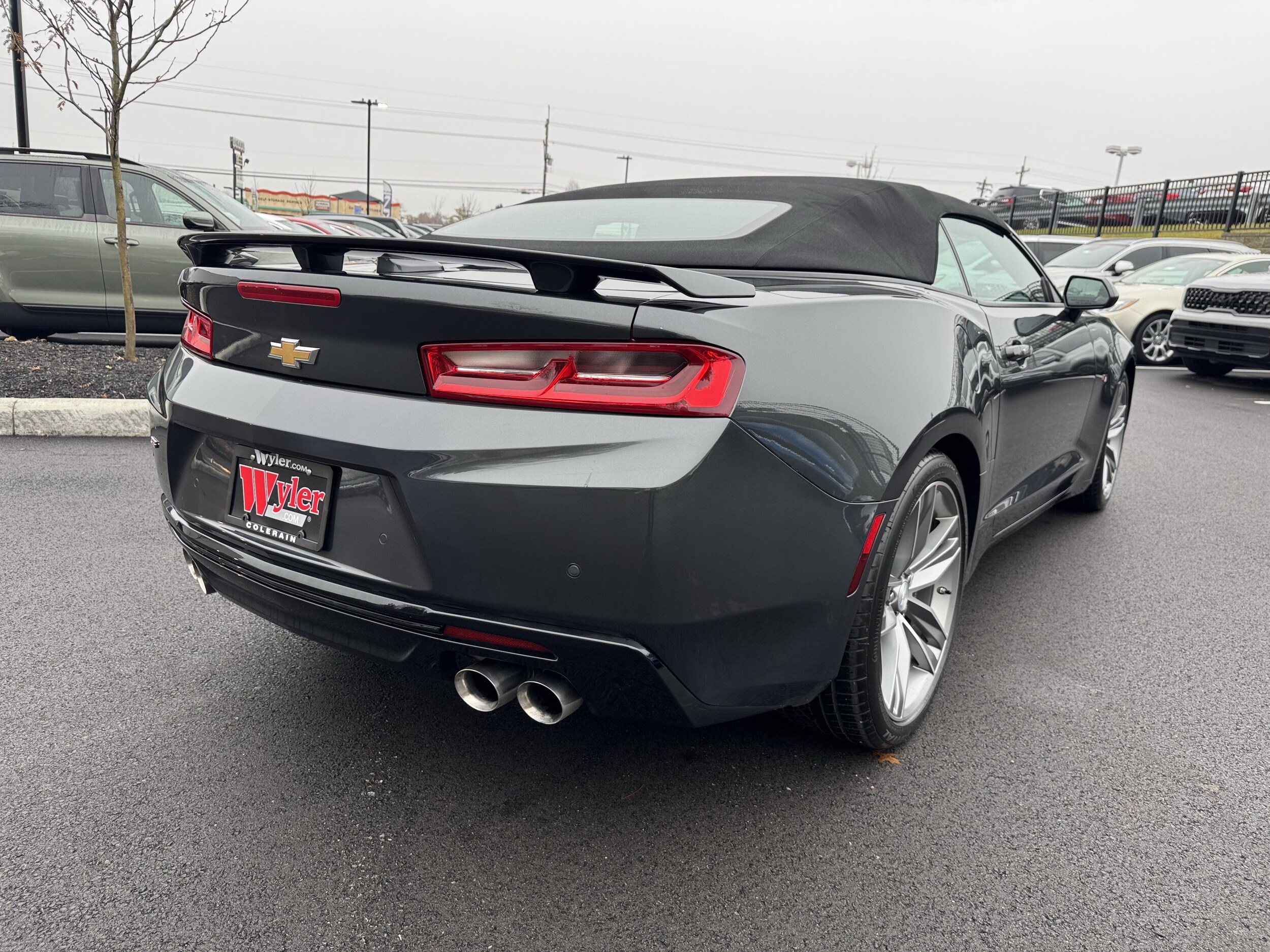 2017 Chevrolet Camaro 2SS photo 3