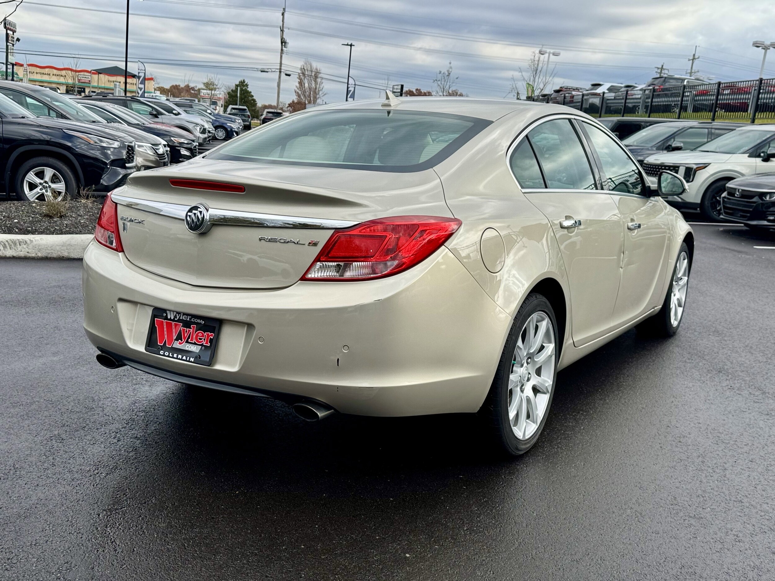 2013 Buick Regal Turbo Premium photo 2