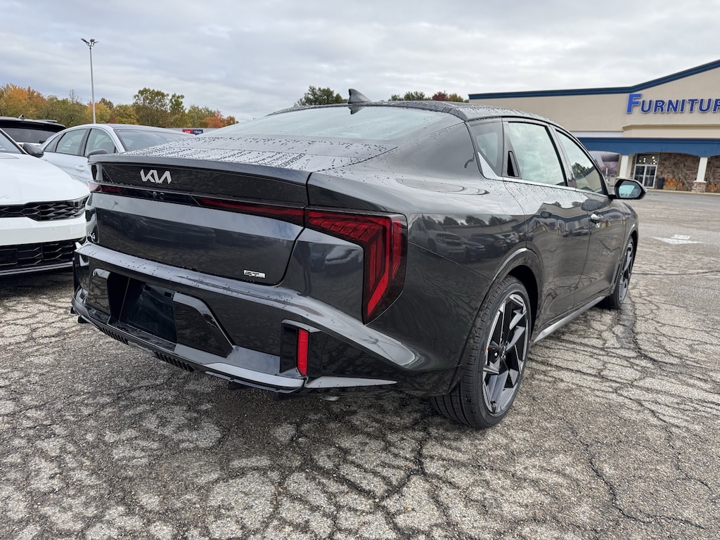 New 2025 Kia K4 GT-Line Sedan