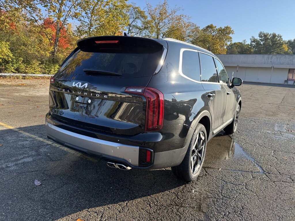 New 2025 Kia Telluride S SUV