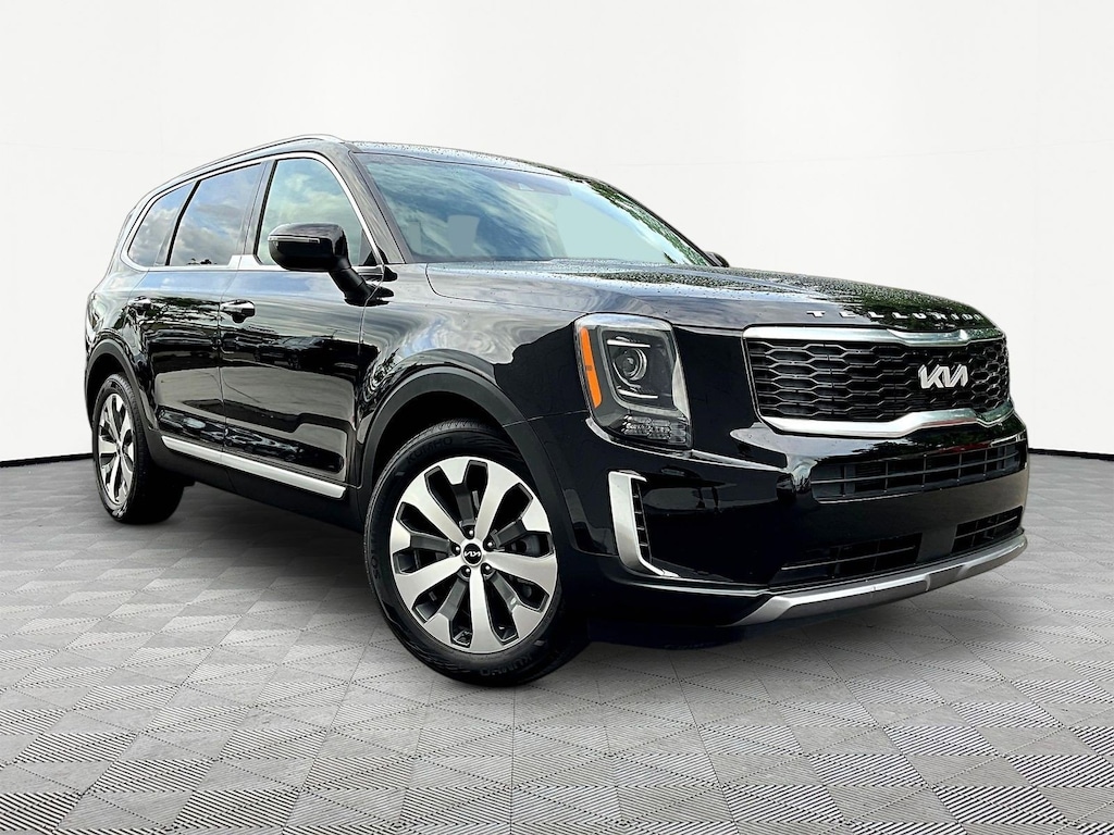 Used 2022 Kia Telluride S SUV