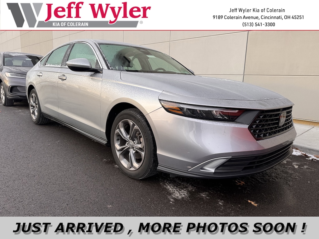 Used 2024 Honda Accord EX Sedan