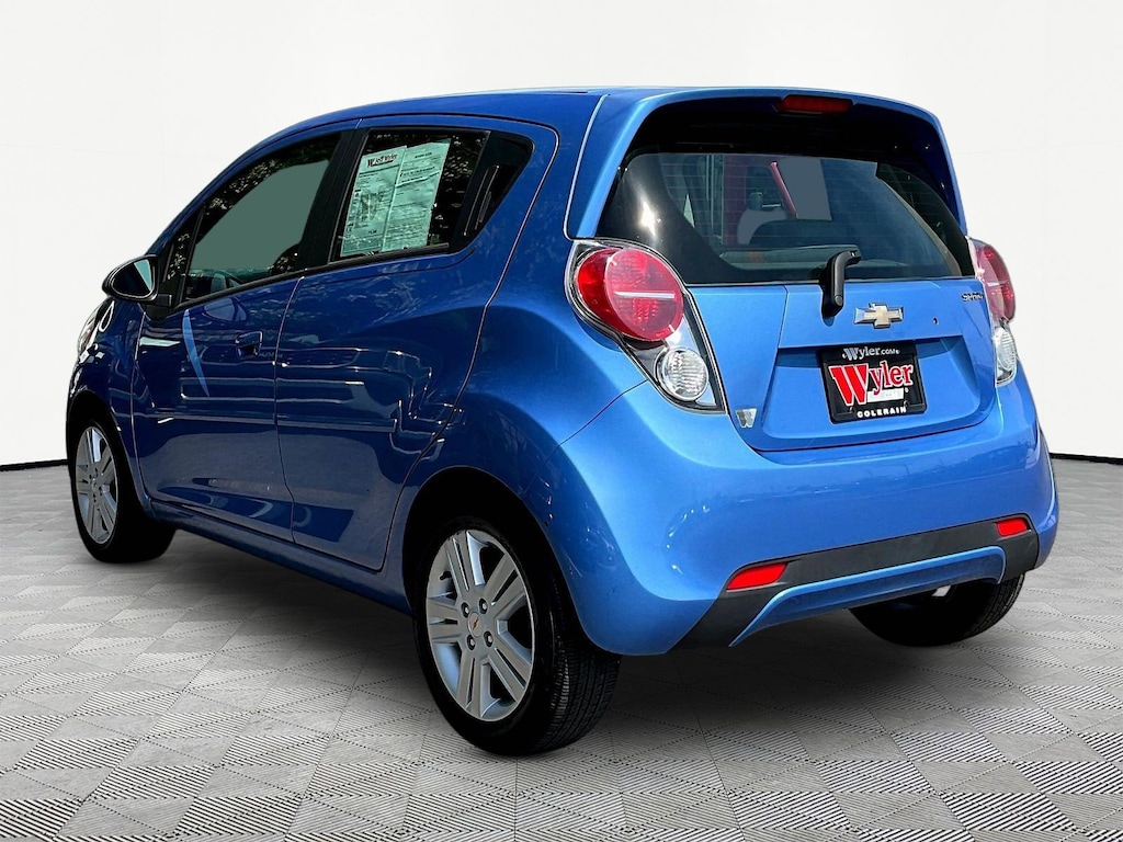 Used 2015 Chevrolet Spark LS CVT Hatchback