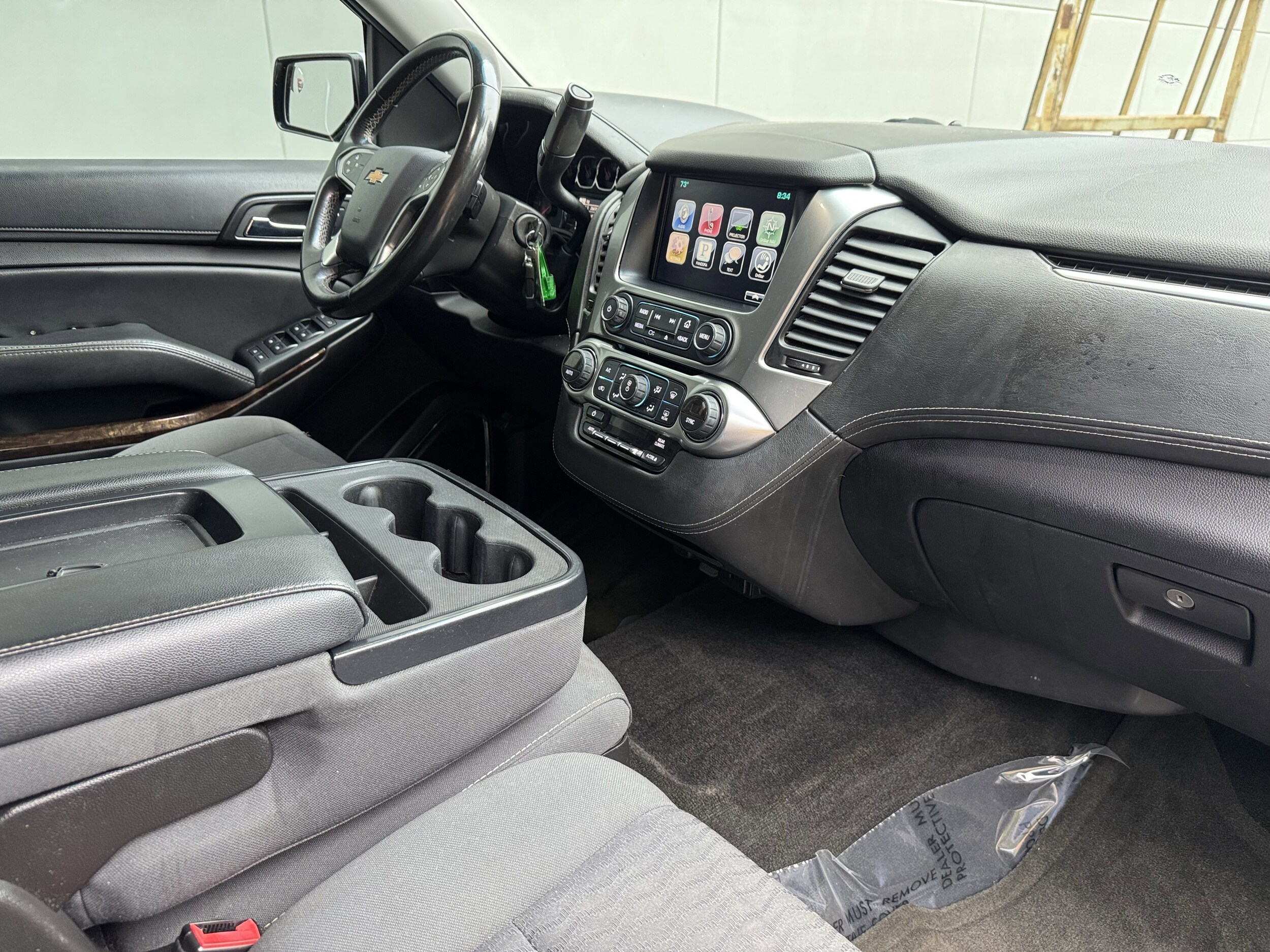 2016 Chevrolet Tahoe LS photo 3