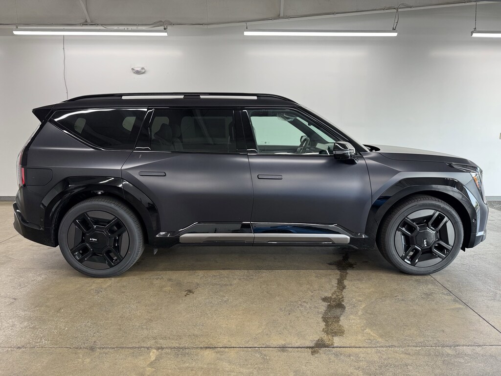 New 2026 Kia EV9 GT-Line SUV