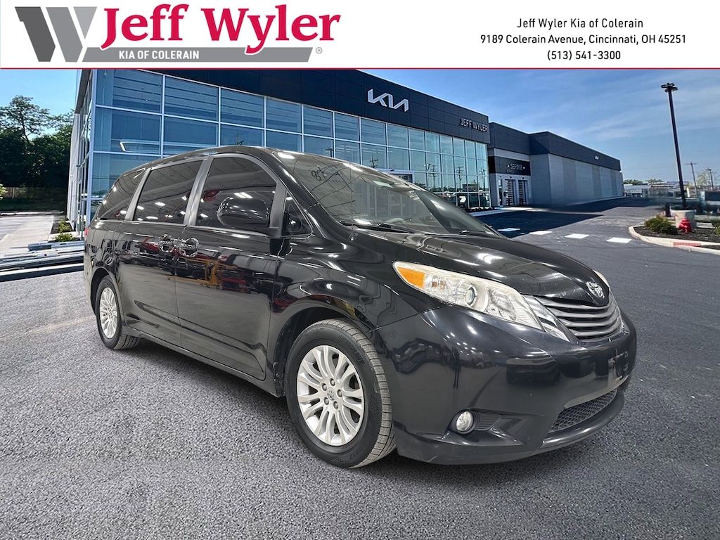Used 2013 Toyota Sienna Van