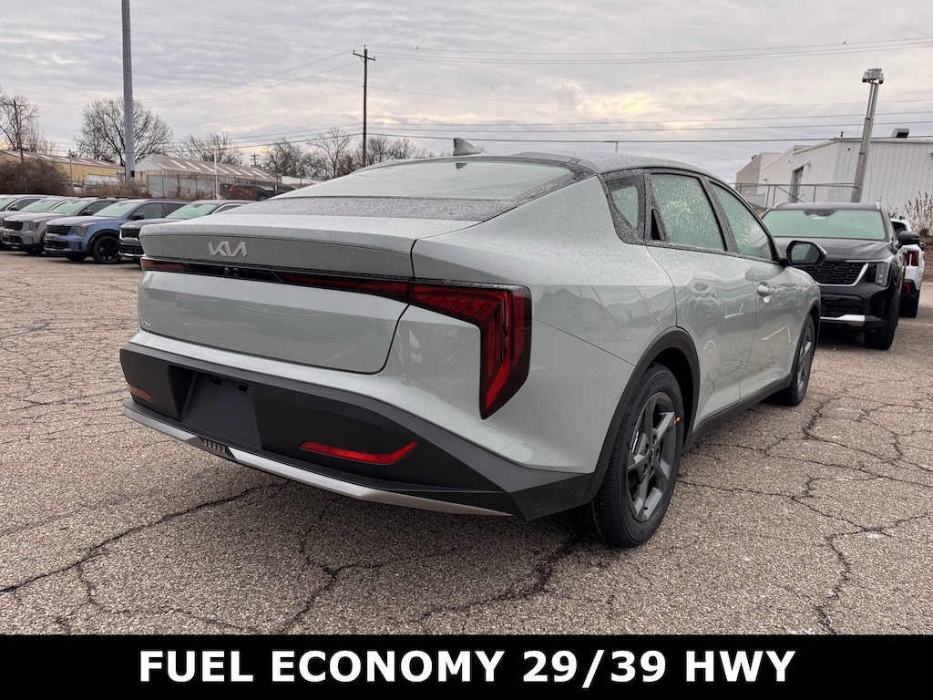 New 2026 Kia K4 LXS Sedan