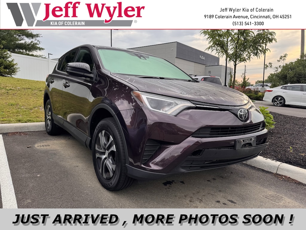 Used 2018 Toyota RAV4 LE SUV