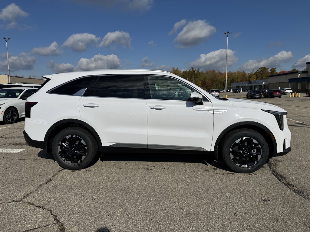 New 2026 Kia Sorento S SUV