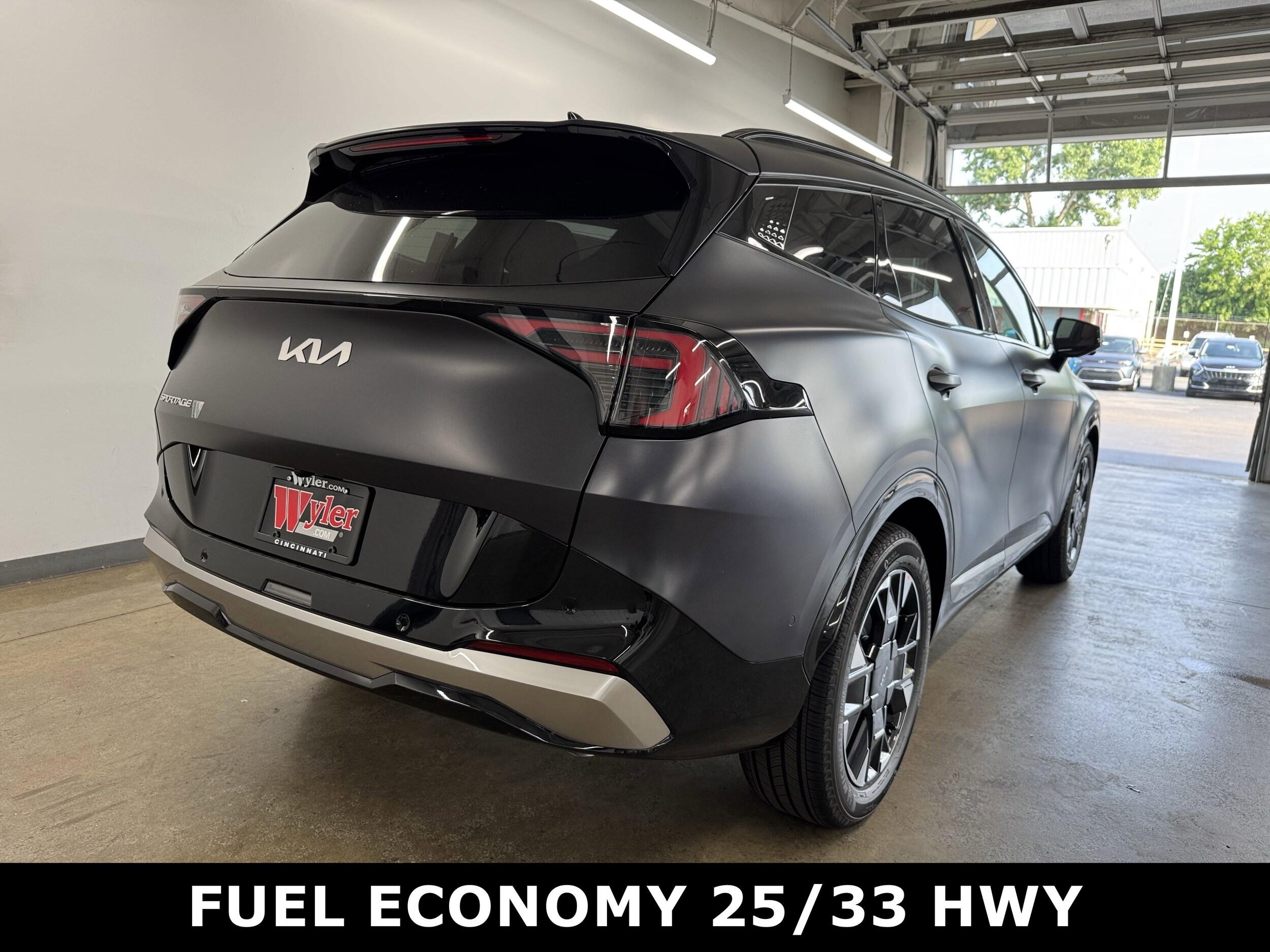 2026 Kia Sportage photo 2