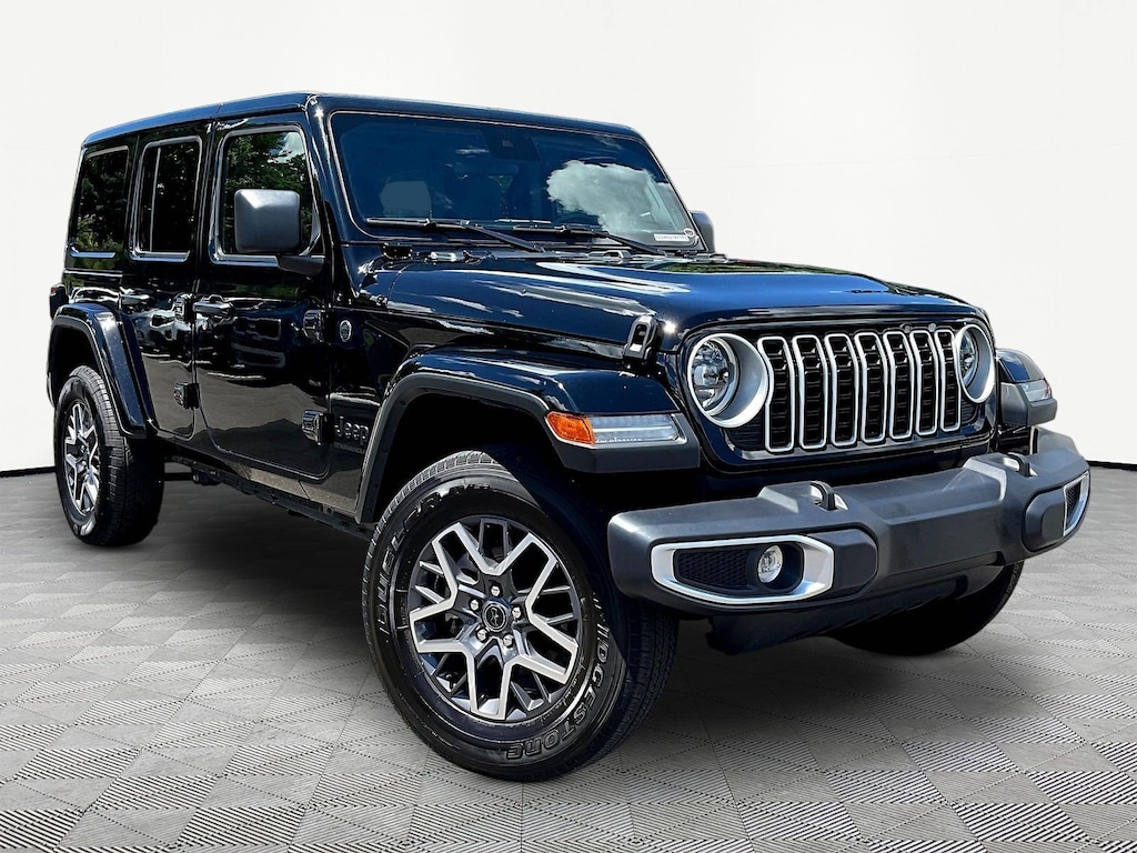 Used 2025 Jeep Wrangler Sahara SUV