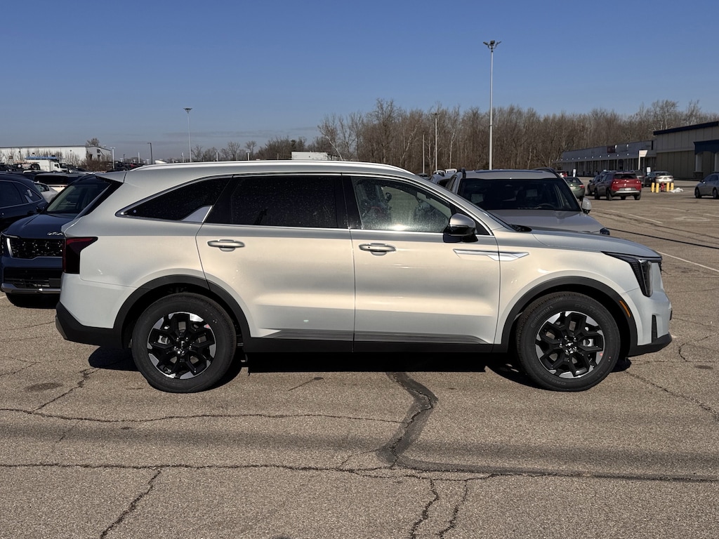 New 2026 Kia Sorento S SUV