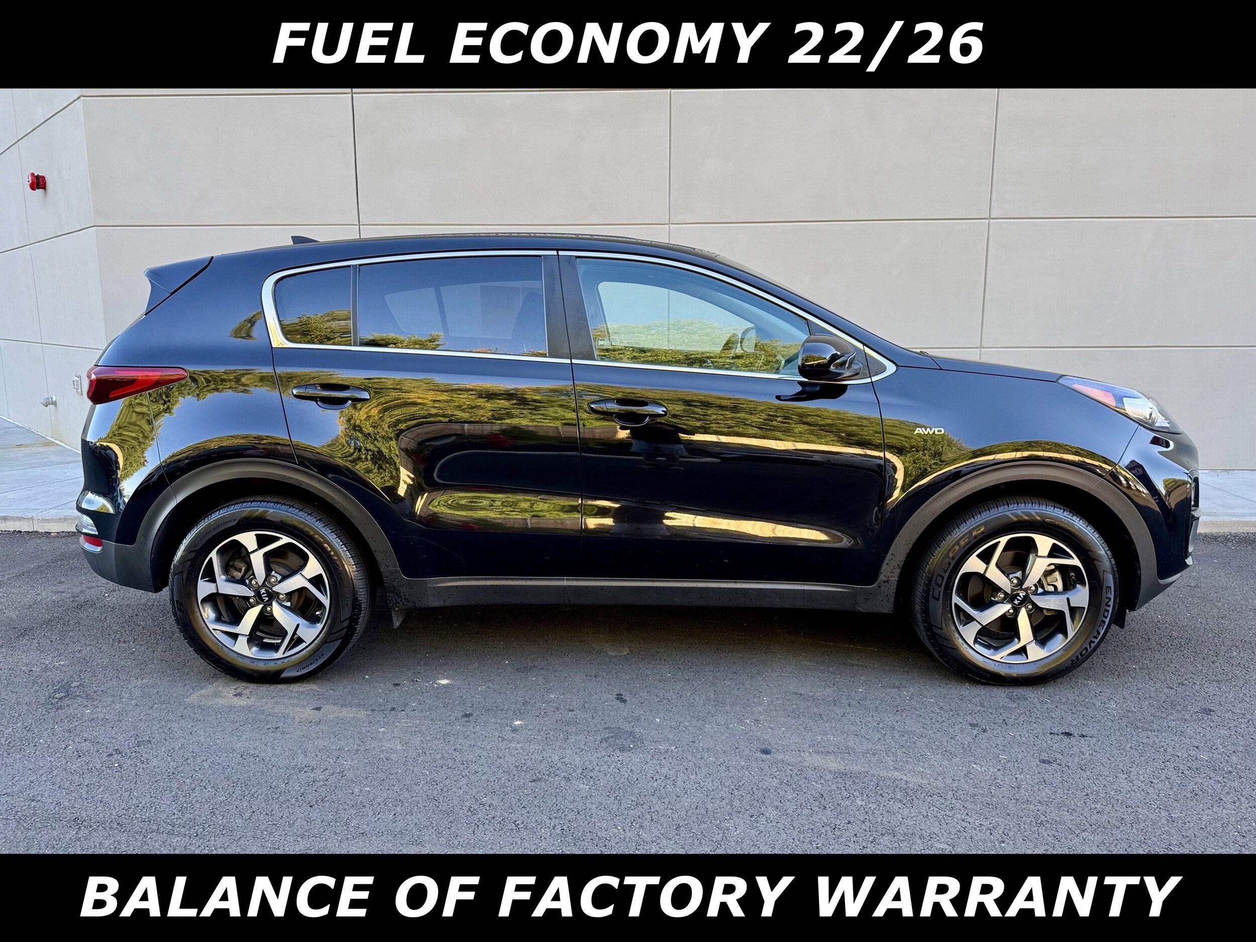 2022 Kia Sportage LX photo 2