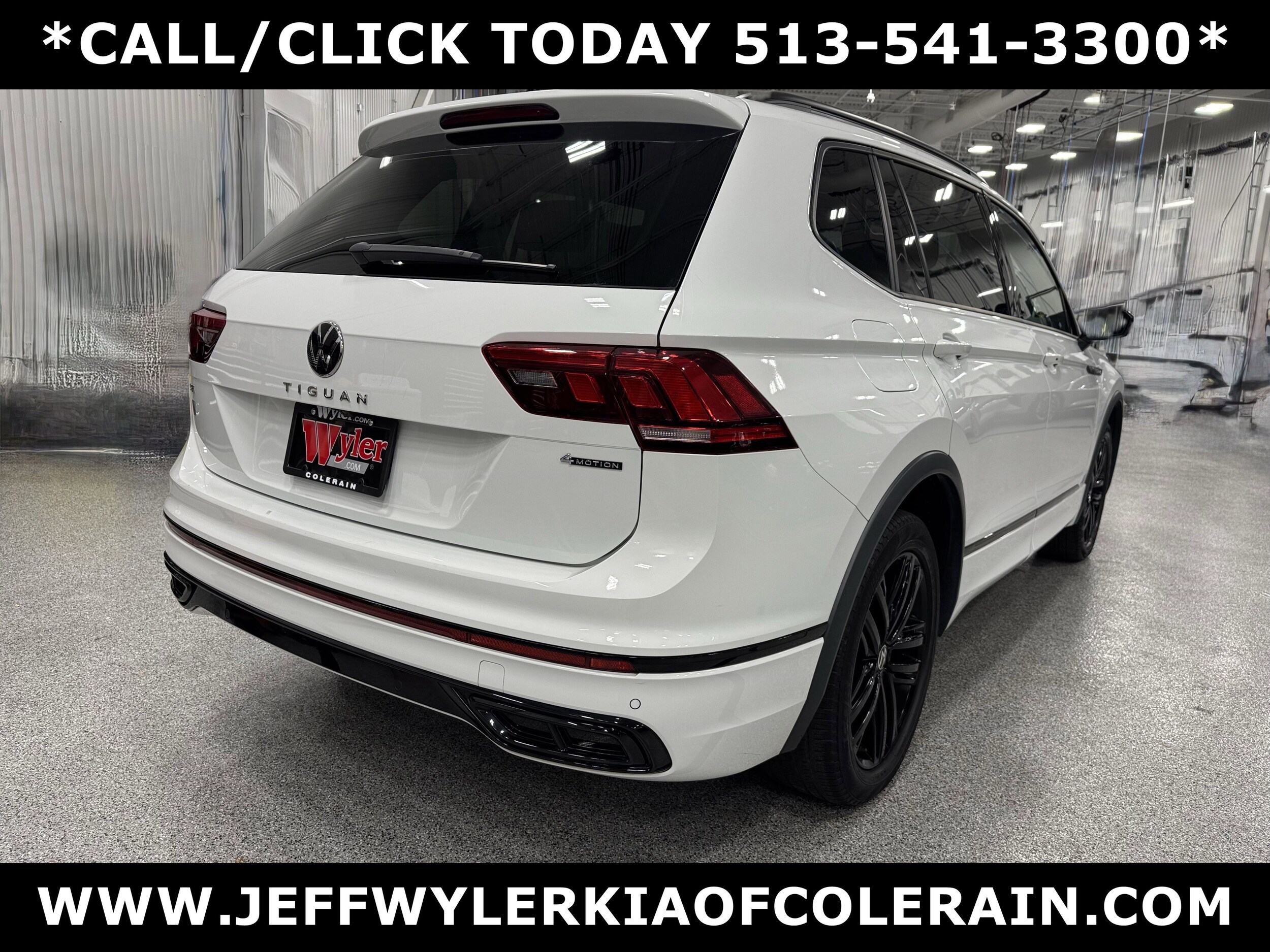 2022 Volkswagen Tiguan SE R-Line Black photo 2