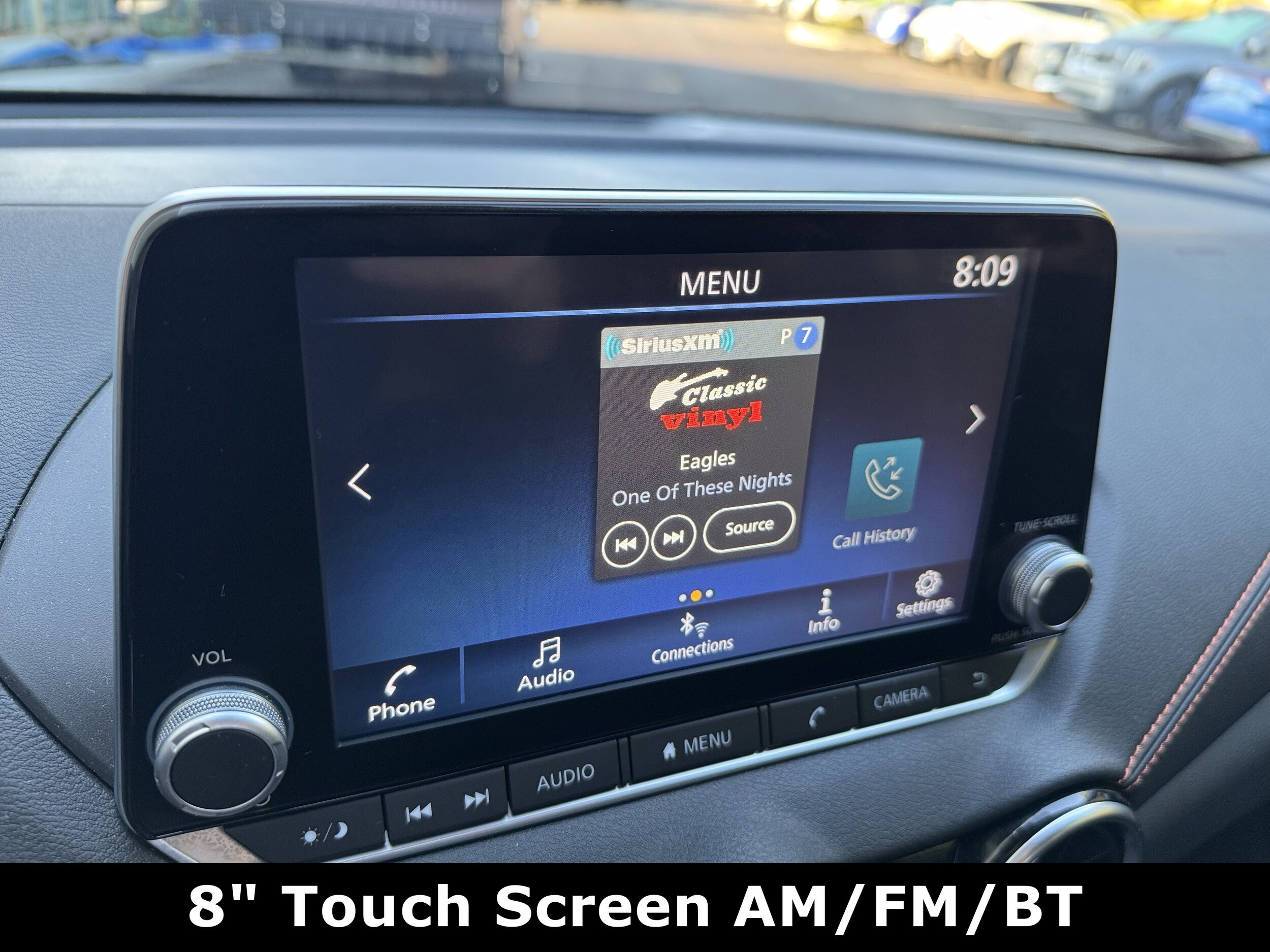 2022 Nissan Sentra SR photo 2
