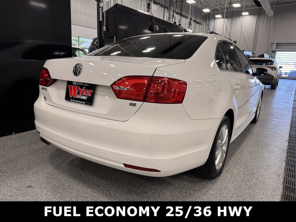 Used 2014 Volkswagen Jetta 1.8T SE w/PZEV Sedan