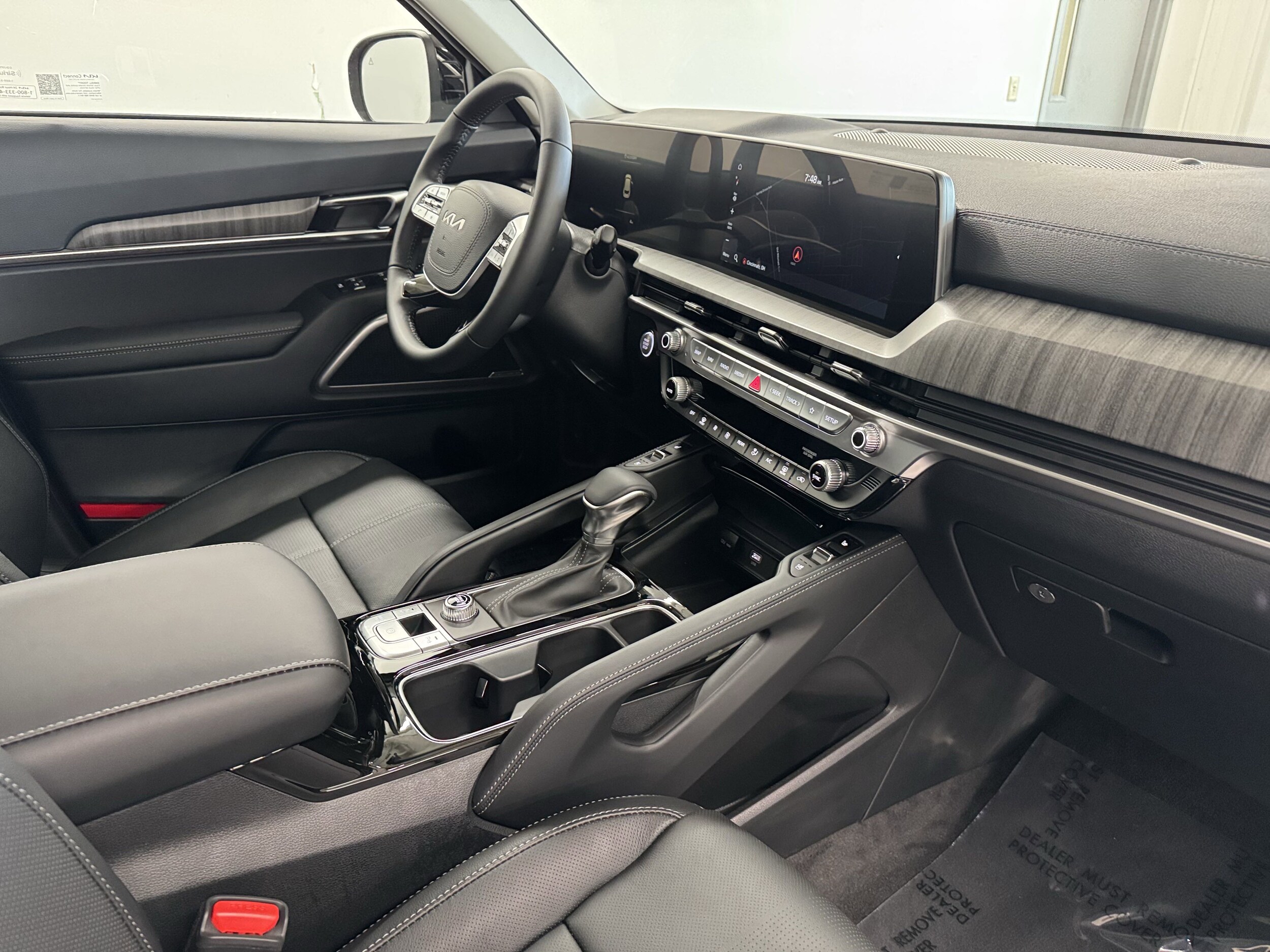 2025 Kia Telluride EX photo 4