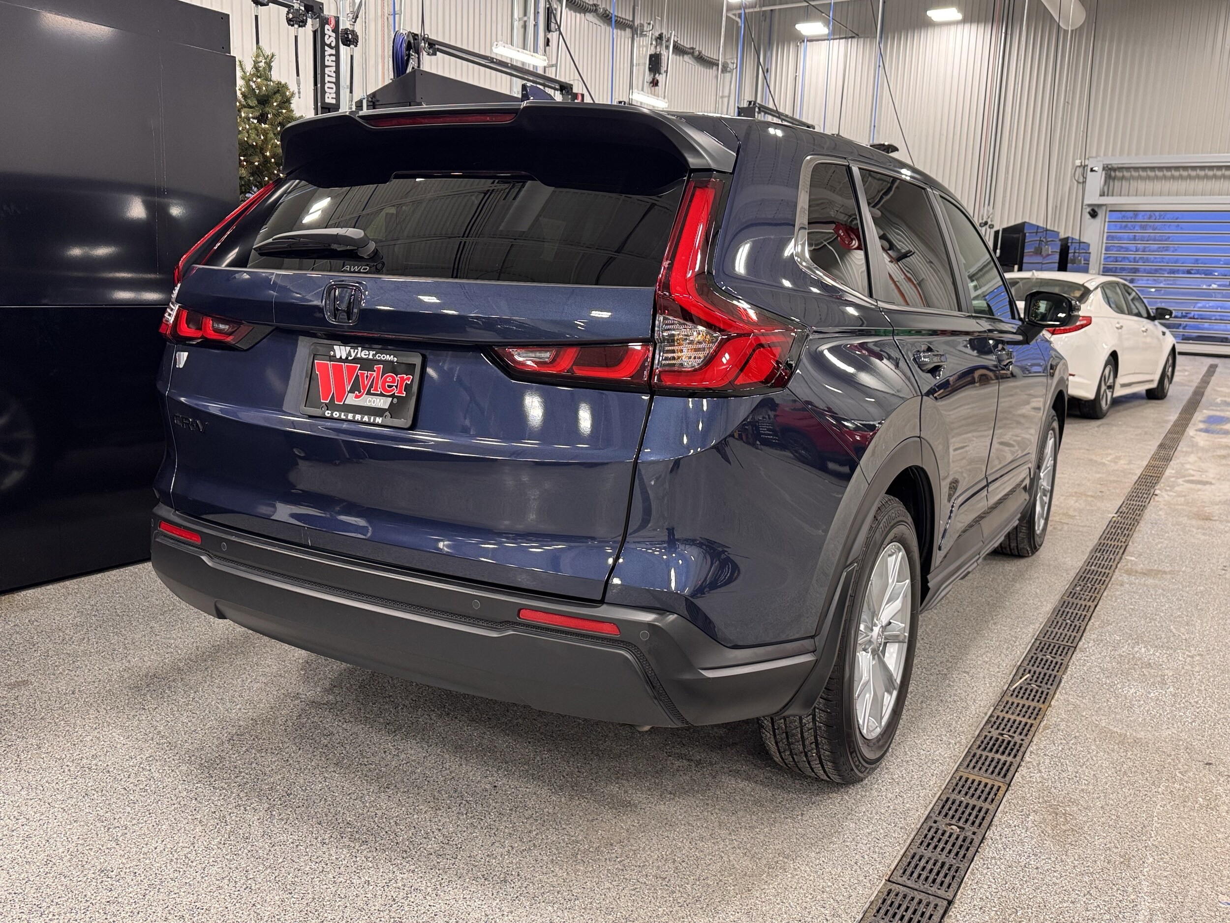 2025 Honda CR-V EX-L photo 3