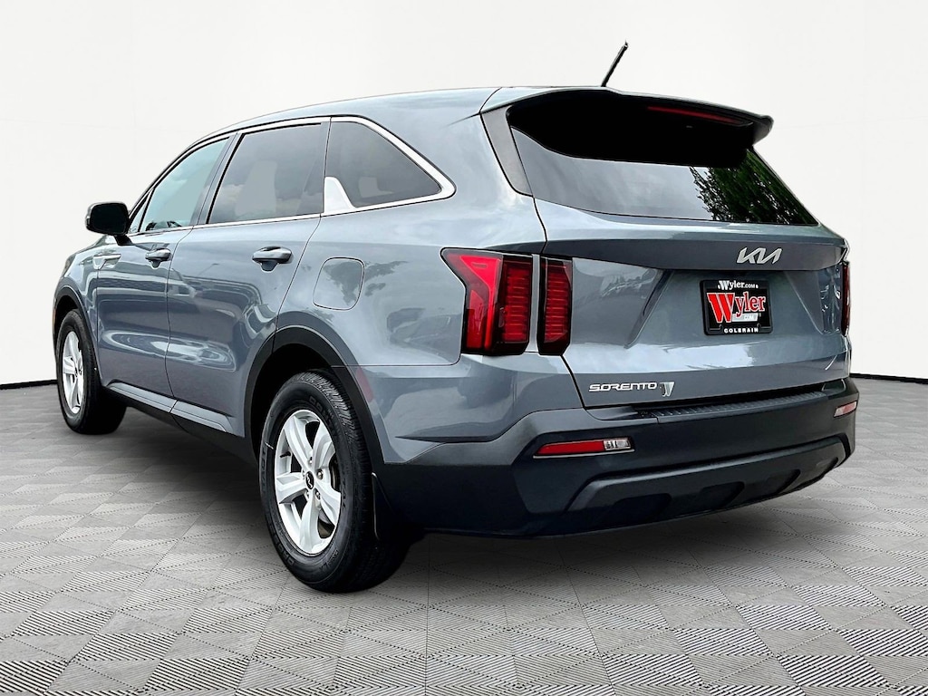 Certified 2023 Kia Sorento LX SUV