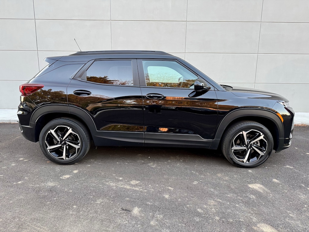 Used 2023 Chevrolet Trailblazer RS SUV