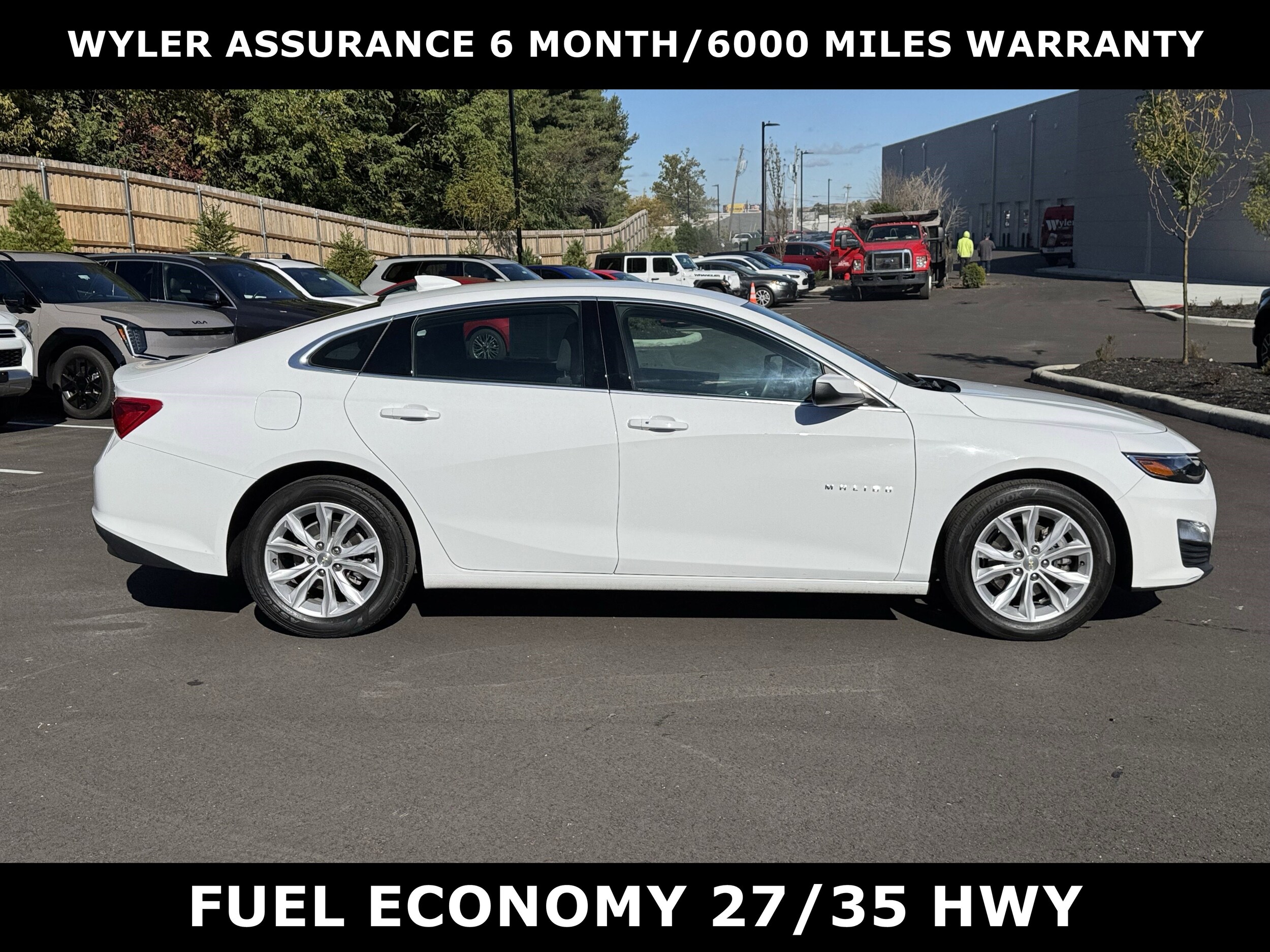 2023 Chevrolet Malibu 1LT photo 2