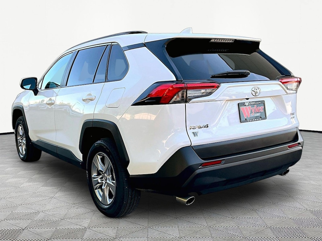 Used 2025 Toyota RAV4 XLE SUV
