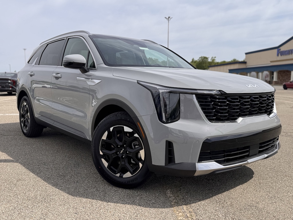 New 2026 Kia Sorento S SUV