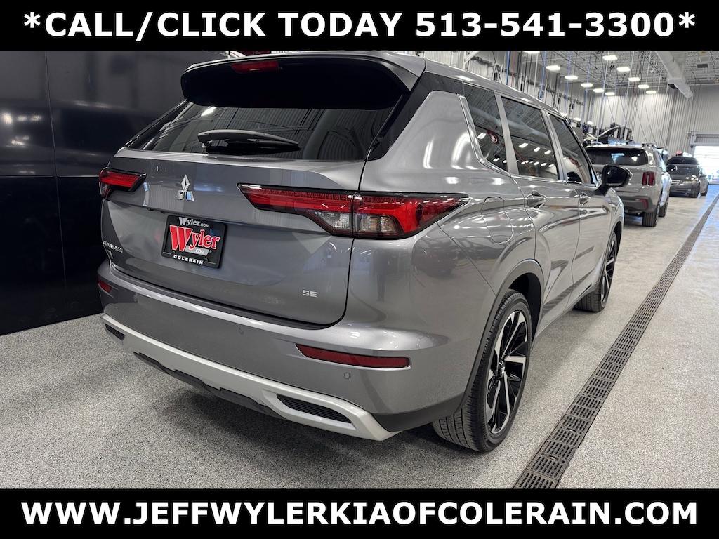 Used 2022 Mitsubishi Outlander SE CUV