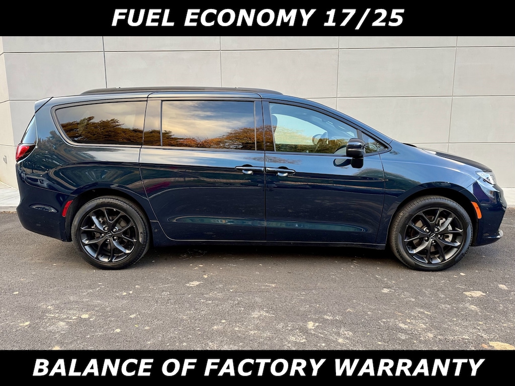 Used 2023 Chrysler Pacifica Touring L Van Passenger Van