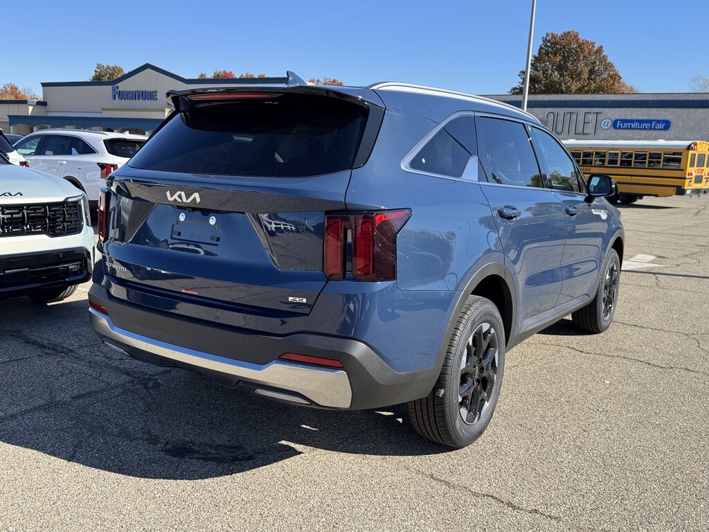 New 2026 Kia Sorento S SUV
