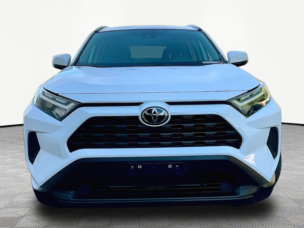 Used 2025 Toyota RAV4 XLE SUV