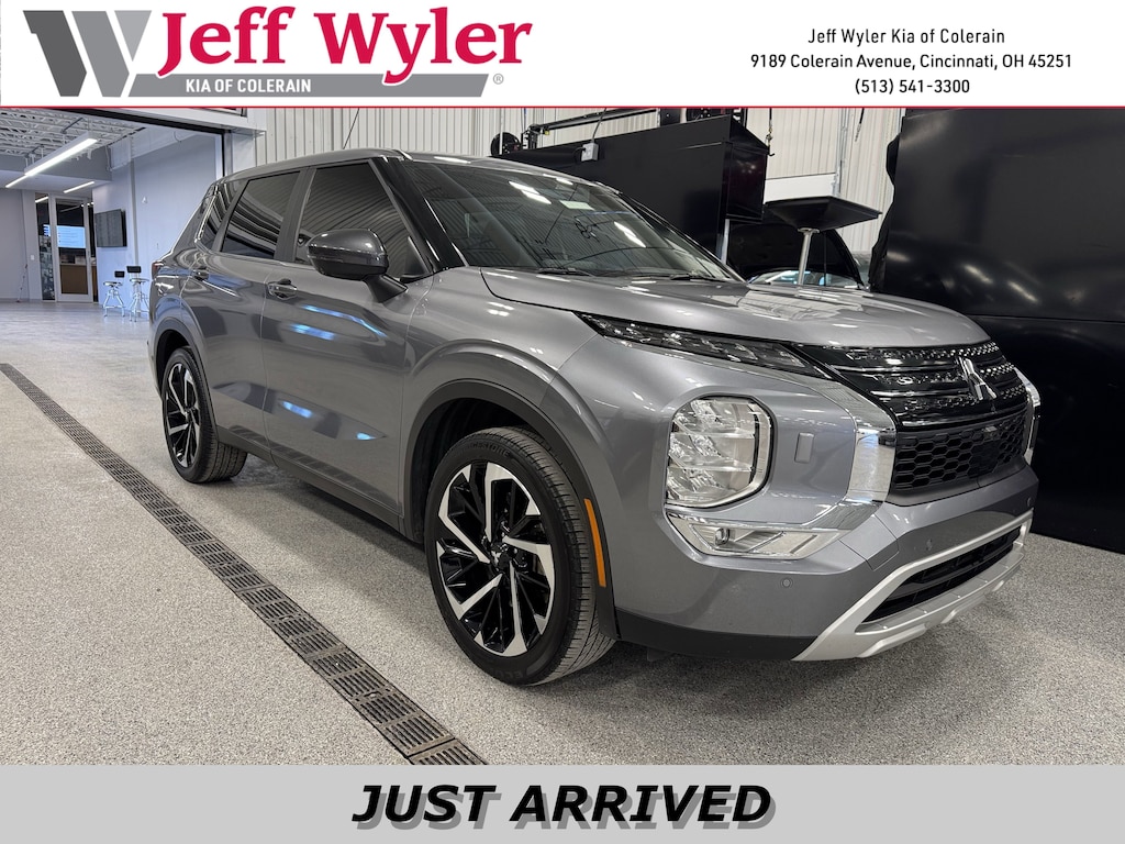 Used 2022 Mitsubishi Outlander SE CUV